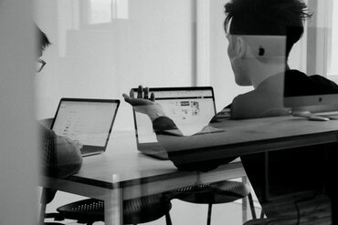 Aktiv vs. passiv investieren - was ist besser?